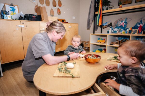 little-diggers-kaiako-table